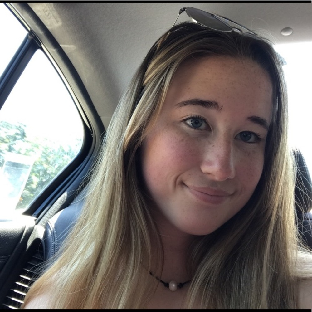 Meet your Posher, Lauren